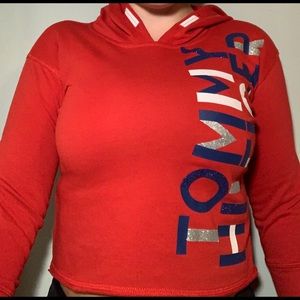 CROP TOP/ HOODIE